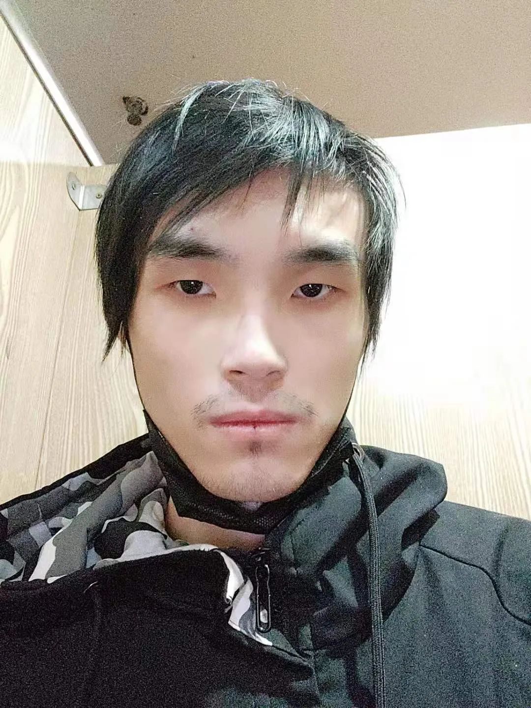 DƬ